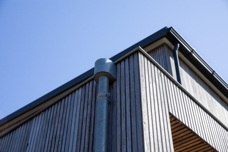 Prefab woning 200.000 euro: houtsoorten en afwerking